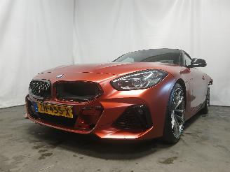 škoda osobní automobily BMW Z4 Z4 Roadster (G29) Cabrio M40i 3.0 Twin Power Turbo 24V (B58-B30C) [250=
kW]  (11-2018/...) 2019/6