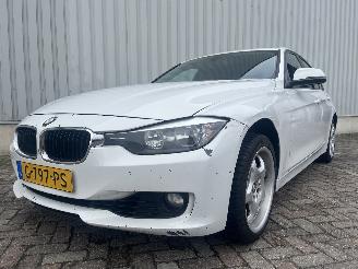 Coche accidentado BMW 3-serie 3 serie (F30) Sedan 320i 2.0 16V (N20-B20A) [180kW]  (11-2011/10-2018)= 2014/2