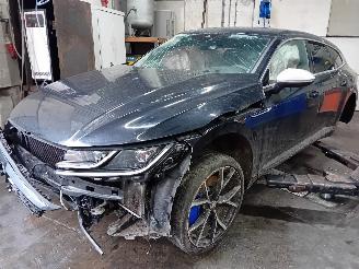  Volkswagen Arteon Arteon Shooting Brake (3HAC) Combi 2.0 TSI R 16V 4Motion (DNFG) [235kW=
]  (11-2020/...) 2021/10