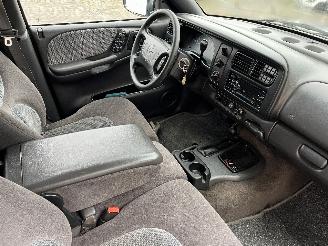 Dodge Durango Durango (DN5) SUV 5.2 4x4 (ELF) [172kW]  (12-1997/09-1999) picture 14