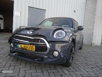  Mini Mini Mini (F56) Hatchback 3-drs 2.0 16V Cooper S (B48A20A) [141kW]  (12-201=
3/...) 2014/7