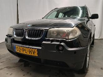 krockskadad bil auto BMW X3 X3 (E83) SUV 3.0i xDrive 24V (M54-B30(306S3)) [170kW]  (09-2003/07-200=
6) 2004/8