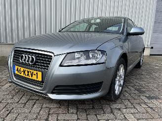Auto incidentate Audi A3 A3 (8P1) Hatchback 3-drs 1.6 TDI 16V (CAYC) [77kW]  (05-2009/08-2012) 2010/3