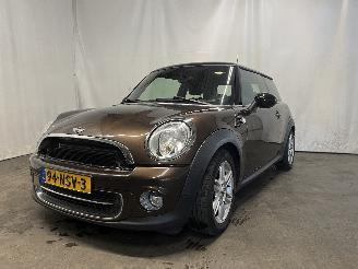 krockskadad bil auto Mini Mini Mini (R56) Hatchback 1.6 16V Cooper (N16-B16A) [90kW]  (09-2009/11-201=
3) 2010/11