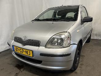 Damaged car Toyota Yaris Yaris (P1) Hatchback 1.3 16V VVT-i (2NZFE) [63kW]  (08-1999/11-2005) 2001/2
