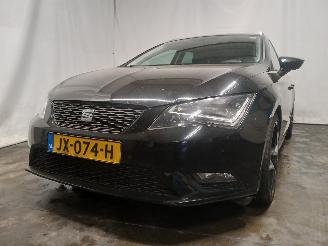 Voiture accidenté Seat Leon Leon ST (5FF) Combi 5-drs 1.0 TSI 12V (CHZD) [85kW]  (05-2015/08-2020)= 2016/7