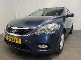 Auto incidentate Kia Cee d Cee'd Sporty Wagon (EDF) Combi 1.4 16V (G4FA) [66kW]  (07-2009/12-2012=
) 2010/5