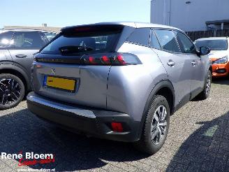 krockskadad bil auto Peugeot 2008 1.2 PureTech Active 101pk 2022/3