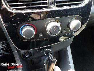 Renault Clio 1.5 DCI Limited picture 13