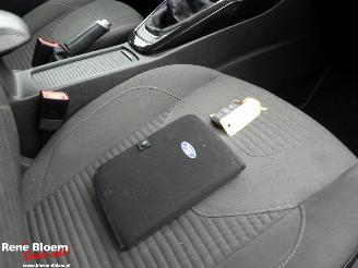 Ford Focus 1.0 Titanium Airco 5drs picture 9