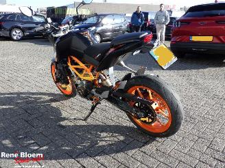 KTM 390 Duke ABS picture 6