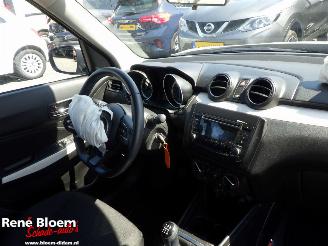 Suzuki Swift 1.2 Comfort Smart Hybrid picture 11