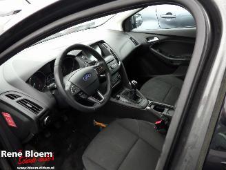 Ford Focus 1.0 Lease Edition 101pk picture 14