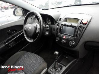 Kia Cee d 1.4 X-TRA ISG 5drs Navi 109pk picture 9