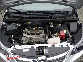 Opel Karl 1.0 EcoFLEX 120 Jaar Edition picture 8