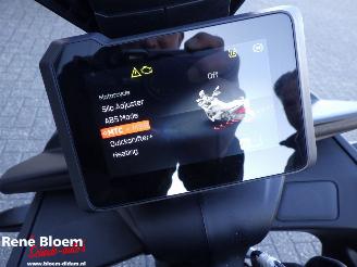 KTM  890 Adventure S picture 14