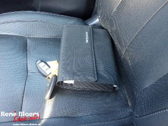 Nissan Qashqai 1.2 Tekna 116pk Leder Navi picture 21