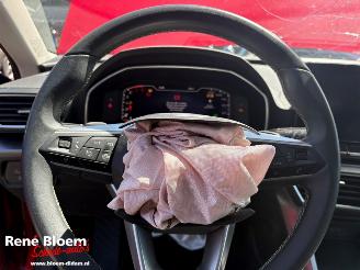 Seat Leon 1.0 eTSI Style Business Intense DSG-automaat 100 pk picture 18