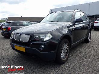 krockskadad bil auto BMW X3 2.0i Executive 150pk Navi 2007/3
