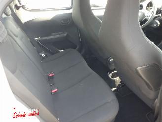 Peugeot 108 1.0 e-VTI Active 5drs Airco picture 14