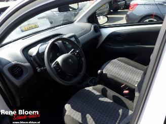 Peugeot 108 1.0 e-VTI Active 5drs Airco picture 15