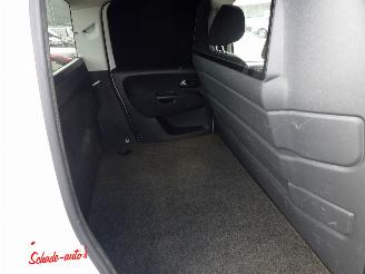 Volkswagen Amarok 3.0 TDI 4Motion Pus Comfortline Cab picture 10