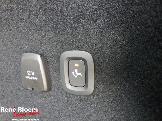 Volvo V-60 2.0 T6 Plug-in-Hybrid Essentiawl Bright AWD 253pk picture 18