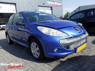 Peugeot 206+ 1.4 XS 75pk Airco picture 2