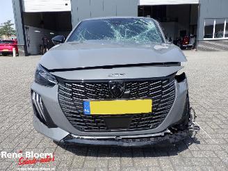 Peugeot 208 1.2 Hybrid 145 e-DCS6 GT Aut picture 3