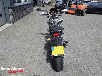 KTM 690 Duke  picture 5