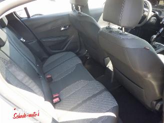 Peugeot 208 1.2 Puretech 75 Active 5drs picture 12