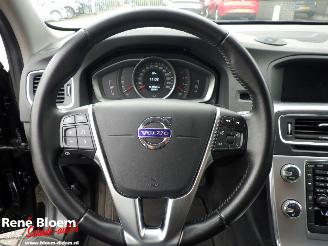 Volvo V-60 2.0 D3 Polar+ Navi 150pk picture 16