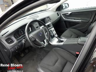 Volvo V-60 2.0 D3 Polar+ Navi 150pk picture 15