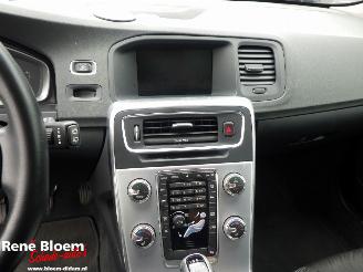 Volvo V-60 2.0 D3 Polar+ Navi 150pk picture 18