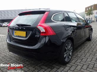 Volvo V-60 2.0 D3 Polar+ Navi 150pk picture 4