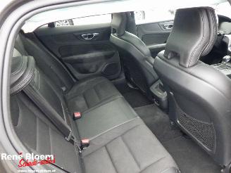 Volvo V-60 2.0 T Momentum Pro Automaat 190pk picture 16