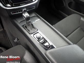 Volvo V-60 2.0 T Momentum Pro Automaat 190pk picture 23