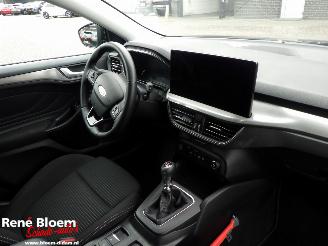 Ford Focus 1.0 Ecoboost Hybrid Titanium picture 11