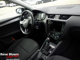 Skoda Octavia Combi 1.0 TSI Greentech Style Business picture 9