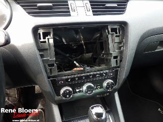 Skoda Octavia Combi 1.0 TSI Greentech Style Business picture 15