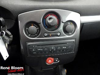 Renault Clio 1.2 Collection 75pk Airco picture 17