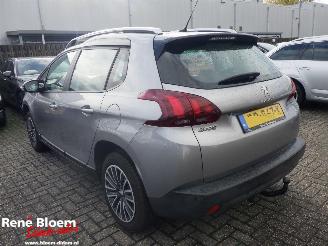Peugeot 2008 1.2 PureTech Active Airco 5drs picture 5