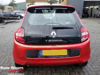 Renault Twingo 1.0 SCE Authentique picture 3