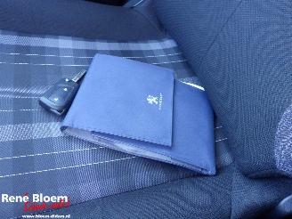 Peugeot 108 1.0 e-VTi Active Airco 5drs picture 18