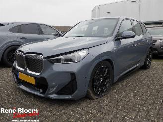 Schadeauto BMW iX1 eDrive20 67kWh 204pk M-pakket Automaat 2025/1