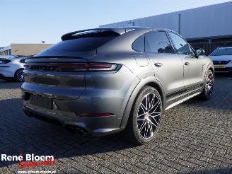 Schadeauto Porsche Cayenne S E-Hybrid Coupe Full Options 519pk 2024/10
