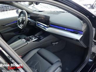 BMW i5 Touring E-Drive 40 340pk 84kwh Full Option picture 12