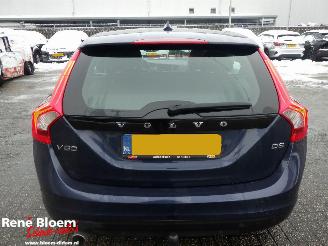 Volvo V-60 2.0 D3 picture 7