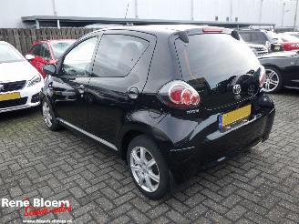 Toyota Aygo 1.0-12V Access Airco 5drs picture 5