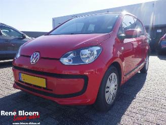 damaged passenger cars Volkswagen Up! 1.0 Move up! Bluemotion 2012/10